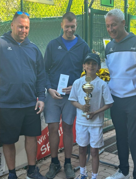 Tournament victories for Noah and Sascha